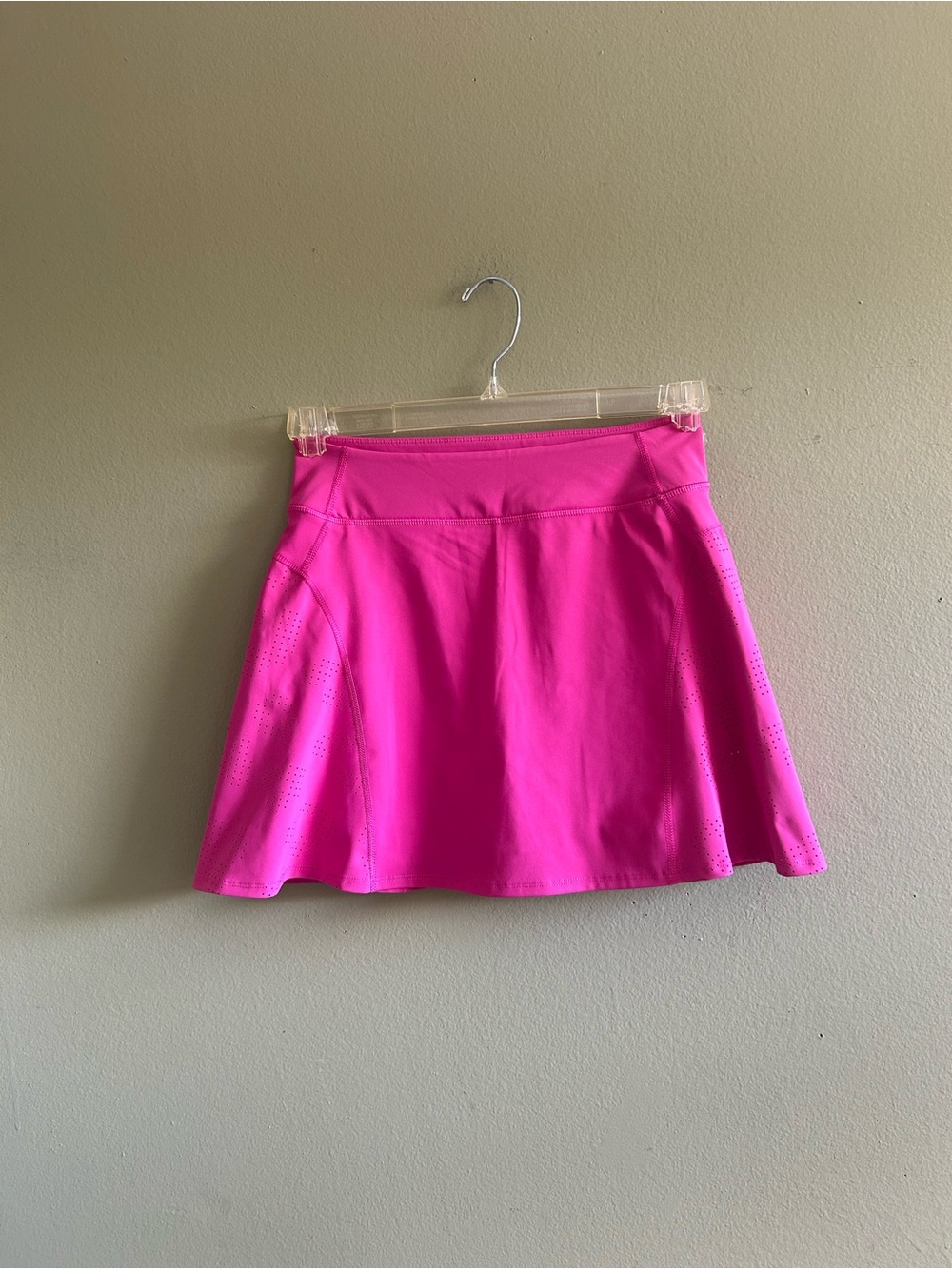 NWOT Sincerely Jules Bright Pink Circle Skater Skort